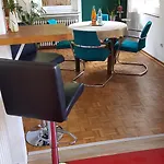 Stadtnahe Mit Garten Und Parkplatz Ольденбург