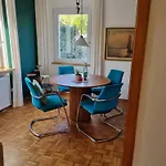 Stadtnahe Mit Garten Und Parkplatz Ольденбург