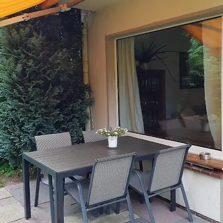 Stadtnahe Mit Garten Und Parkplatz أولدنبورغ