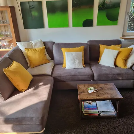 Stadtnahe Mit Garten Und Parkplatz Апартаменты *