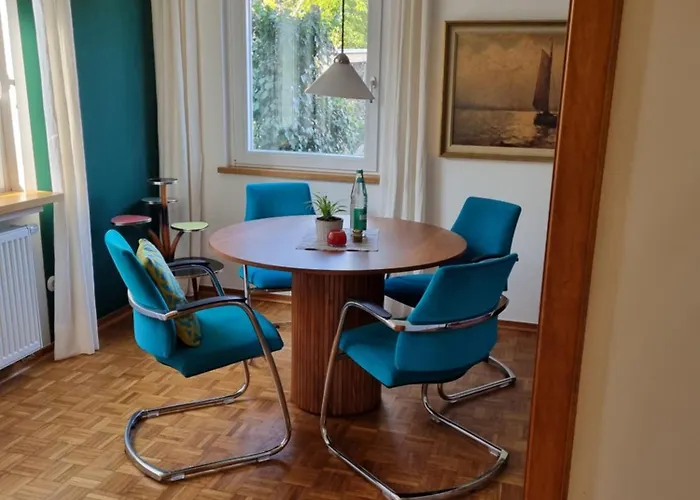 Stadtnahe Mit Garten Und Parkplatz Oldenburg